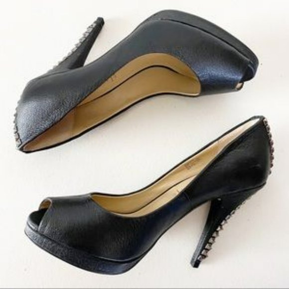 BCBG ROXANNE BLACK LEATHER STUDDED PEEP TOE PUMP - Picture 2 of 5
